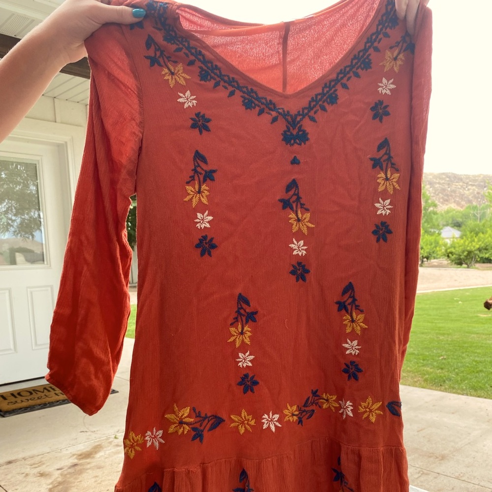 orange dress
